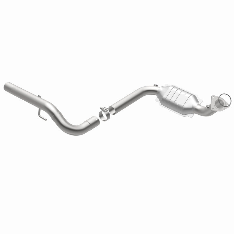 MagnaFlow Conv DF 02-06 Cadillac Escalade / 02-06 GM Yukon (Inc Denali)  6.0L D/S - DTX Performance