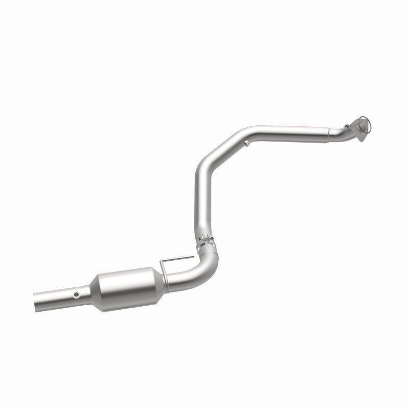 MagnaFlow 2009 Chevrolet Express 4500 V8 6.0L Left Underbody Catalytic Converter - DTX Performance