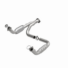 Load image into Gallery viewer, MagnaFlow Conv DF 07-09 Hummer Truck H2 Y-Pipe Assy - DTX Performance