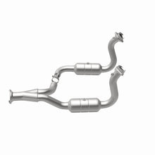 Load image into Gallery viewer, Magnaflow Conv DF 08-10 Ford F-250/F-250 SD/F-350/F-350 SD 5.4L/6.8L / F-450 SD 6.8L Y-Pipe Assembly - DTX Performance