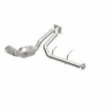 Load image into Gallery viewer, MagnaFlow 18-20 Ford F-150 V6 3.3L Right Underbody Direct-Fit Catalytic Converter - DTX Performance