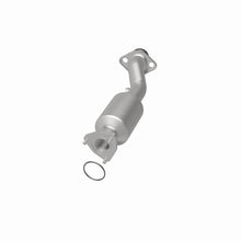 Load image into Gallery viewer, MagnaFlow 15-17 Honda Fit L4 1.5L OEM Grade Direct Fit Catalytic Converter - DTX Performance