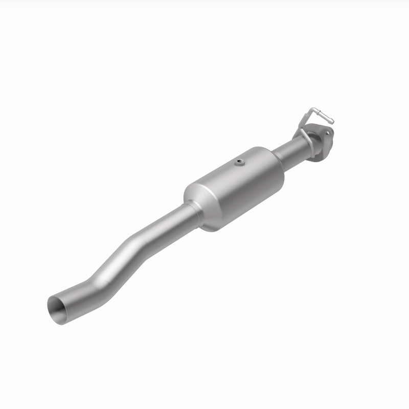 MagnaFlow 16-19 Ford F-650 V10 6.8L Underbody Direct Fit Catalytic Converter - DTX Performance