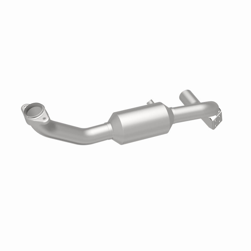 MagnaFlow Conv Direct Fit 05-06 Lincoln Navigator 5.4L - DTX Performance