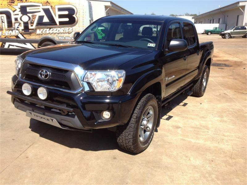 N-Fab Light Bar 12-15 Toyota Tacoma - Gloss Black - Light Tabs w/o License Plate Tabs - DTX Performance