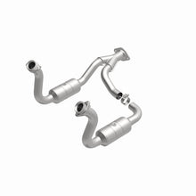 Load image into Gallery viewer, Magnaflow Conv DF 08-10 Ford F-250/F-250 SD/F-350/F-350 SD 5.4L/6.8L / F-450 SD 6.8L Y-Pipe Assembly - DTX Performance