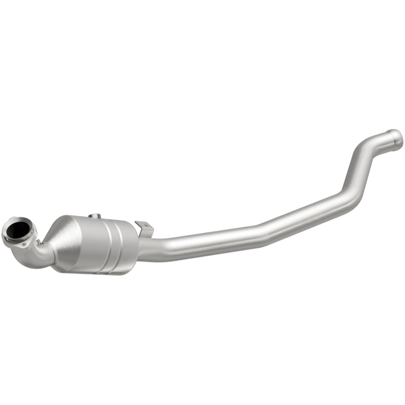 Magnaflow Conv DF 2006-2011 R350 3.5 L Underbody - DTX Performance