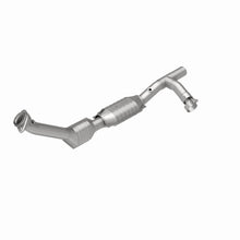 Load image into Gallery viewer, MagnaFlow Conv DF 99-00 Ford Trucks 5.4L - DTX Performance