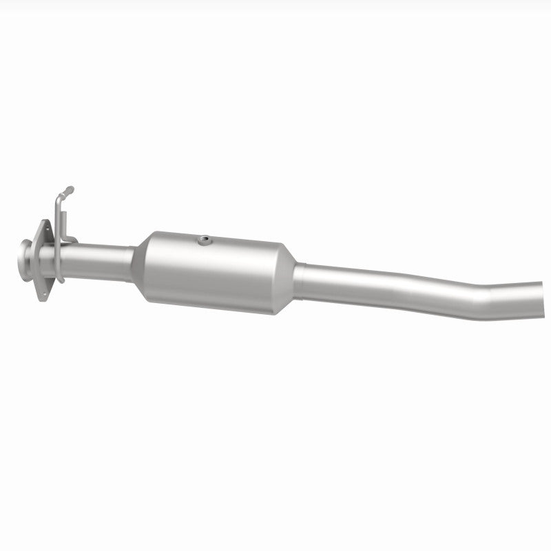 MagnaFlow 16-19 Ford F-650 V10 6.8L Underbody Direct Fit Catalytic Converter - DTX Performance