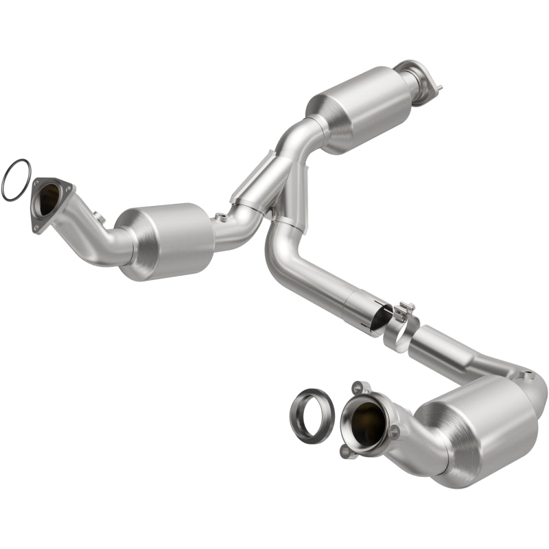 MagnaFlow 2021 Chevrolet Express 2500 4.3L Underbody Direct-Fit Catalytic Converter - DTX Performance