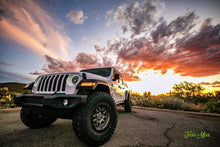 Load image into Gallery viewer, Oracle Oculus Bi-LED Projector Headlights for Jeep JL/Gladiator JT - Satin Silver - 5500K - DTX Performance