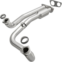 Load image into Gallery viewer, MagnaFlow California Grade Direct-Fit Catalytic Converter 96-00 Chevrolet / GMC K3500 V8 7.4L - DTX Performance