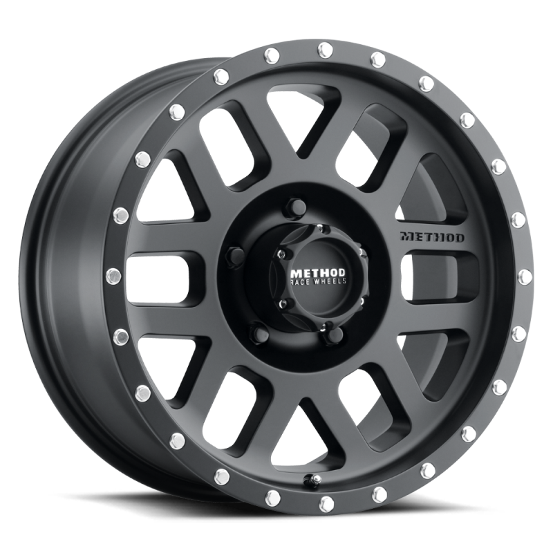 Method MR306 Mesh 17x8.5 0mm Offset 5x4.5 83mm CB Matte Black Wheel - DTX Performance