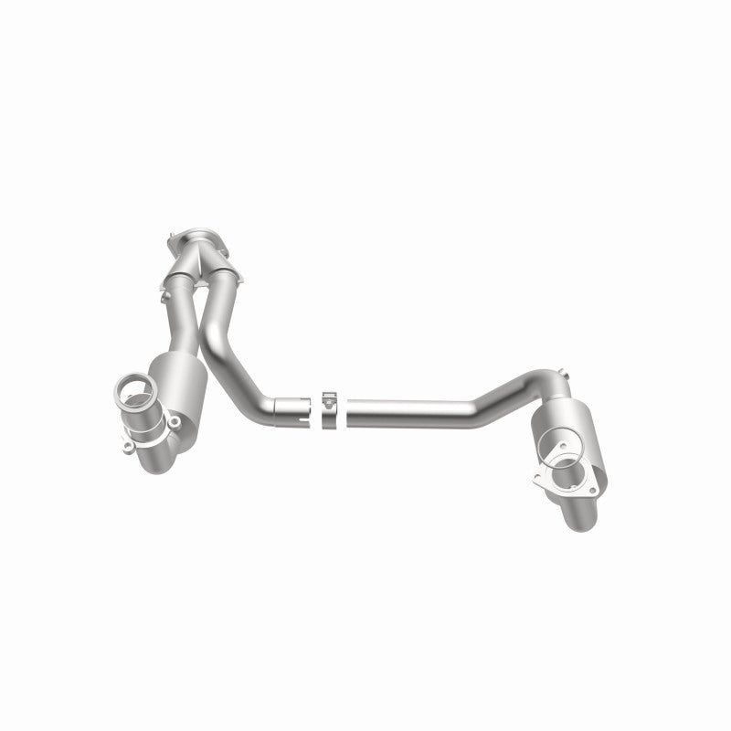 MagnaFlow Conv Direct Fit OEM 2005 GMC Sierra/Chevrolet Silverado 1500/Cadillac Escalade Underbody - DTX Performance