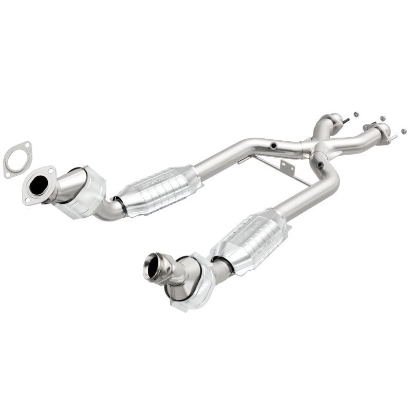 Magnaflow Conv DF 96-98 4.6L *California* - DTX Performance