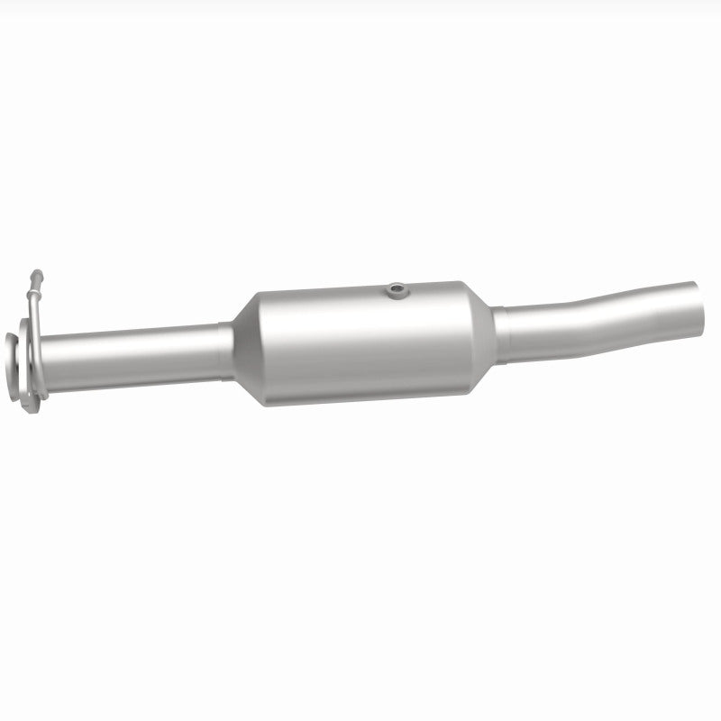 MagnaFlow 09-10 Ford F-550 Super Duty V10 6.8L Rear Underbody Direct Fit Catalytic Converter - DTX Performance