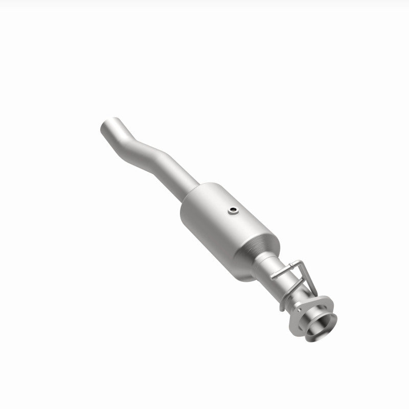 MagnaFlow 16-19 Ford F-650 V10 6.8L Underbody Direct Fit Catalytic Converter - DTX Performance