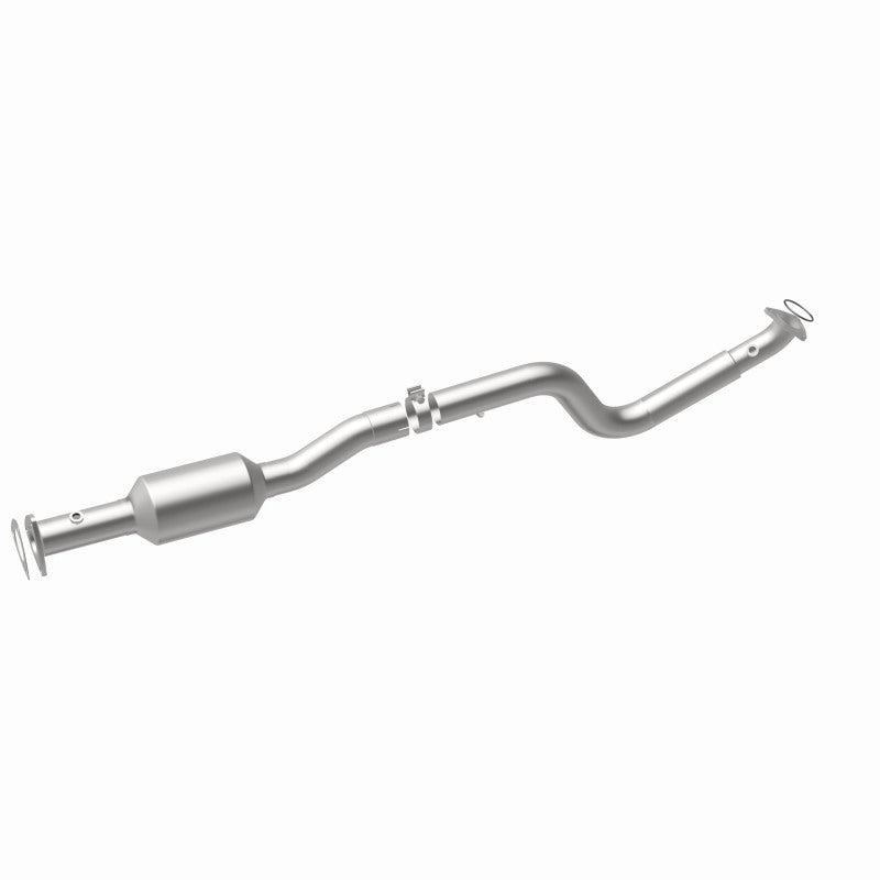 MagnaFlow 2009 Chevrolet Express 4500 V8 6.0L Right Underbody Catalytic Converter - DTX Performance