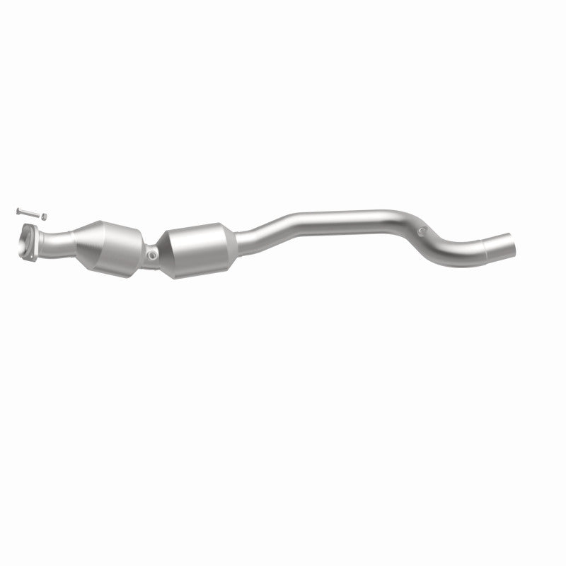 MagnaFlow 13-17 Range Rover V8 5 OEM Underbody Direct Fit EPA Compliant Catalytic Converter - DTX Performance