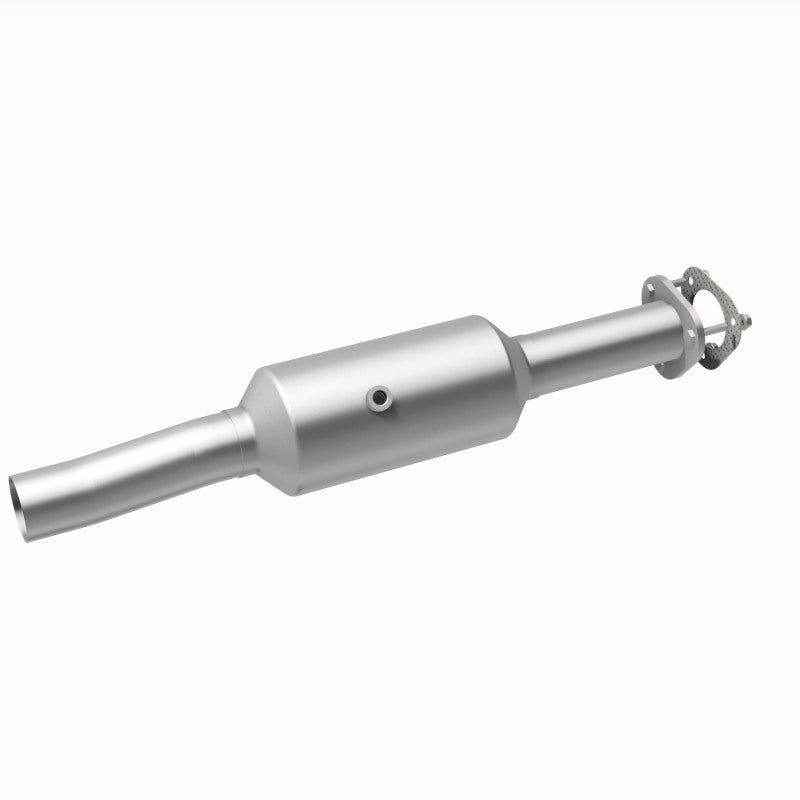 MagnaFlow 16-19 Ford E-450 Super Duty Base V10 6.8L Underbody Direct-Fit Catalytic Converter - DTX Performance