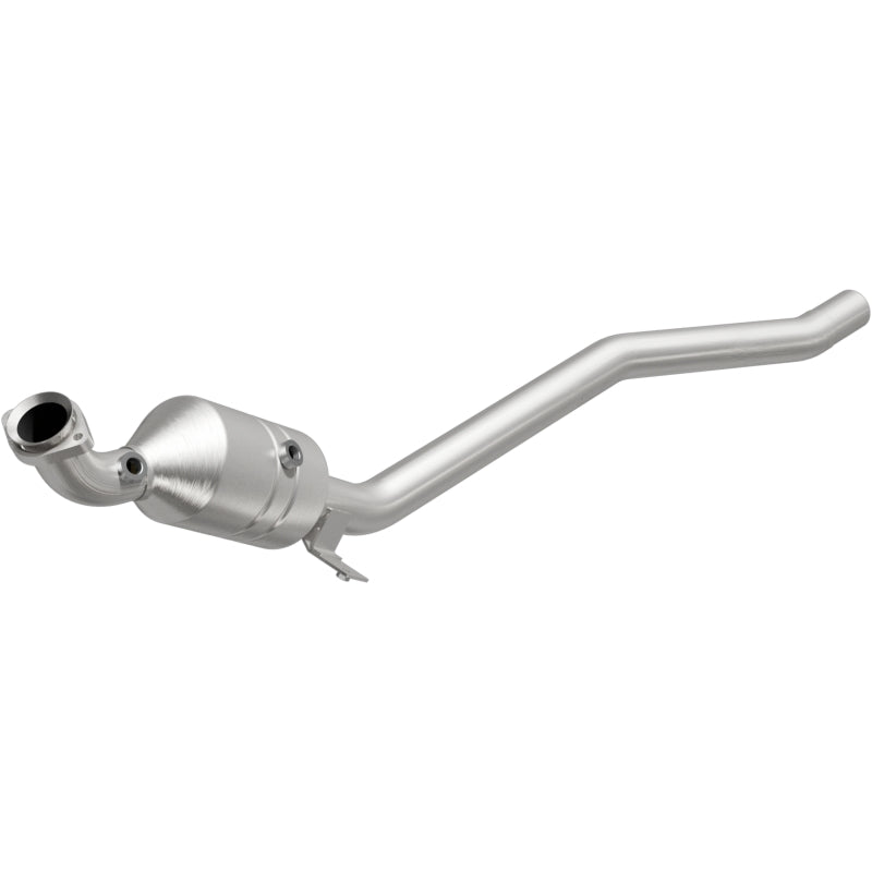 Magnaflow Conv DF 2006-2011 R350 3.5 L Underbody - DTX Performance