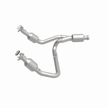 Load image into Gallery viewer, Magnaflow 14-15 Chevrolet Silverado 1500 5.3L Direct-Fit Catalytic Converter - DTX Performance