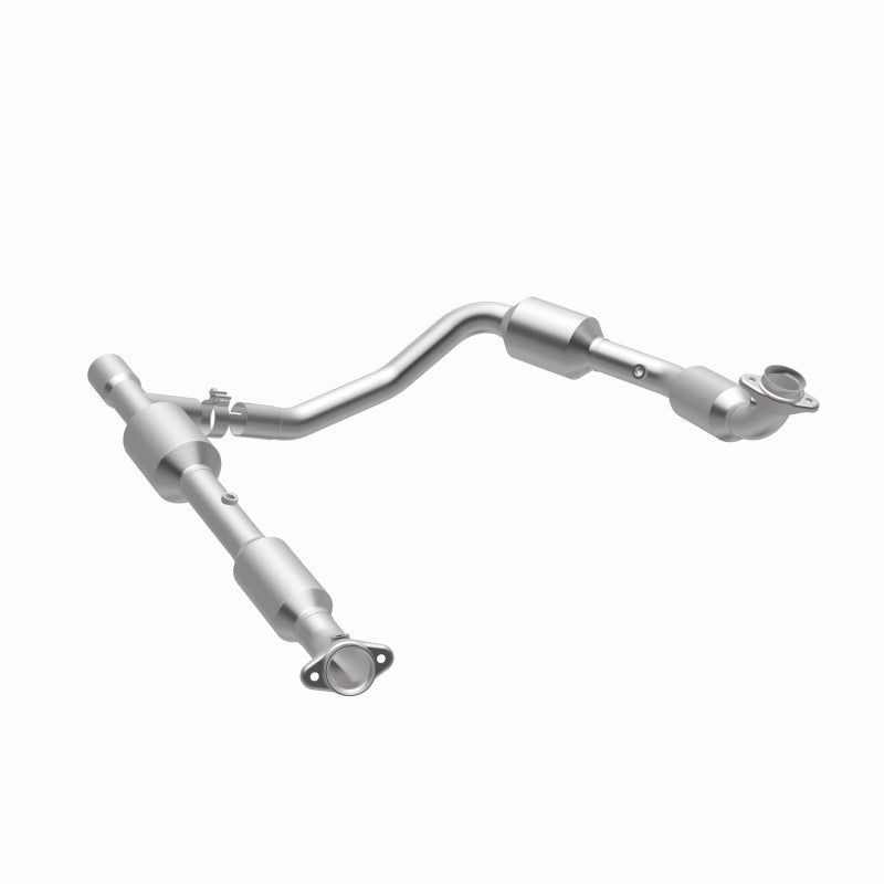 MagnaFlow Conv Direct Fit 05-06 Ford E-350 Super Duty 5.4L - DTX Performance