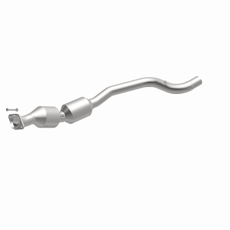 MagnaFlow 13-17 Range Rover V8 5 OEM Underbody Direct Fit EPA Compliant Catalytic Converter - DTX Performance