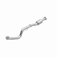 Load image into Gallery viewer, MagnaFlow 2009 Chevrolet Express 4500 V8 6.0L Right Underbody Catalytic Converter - DTX Performance