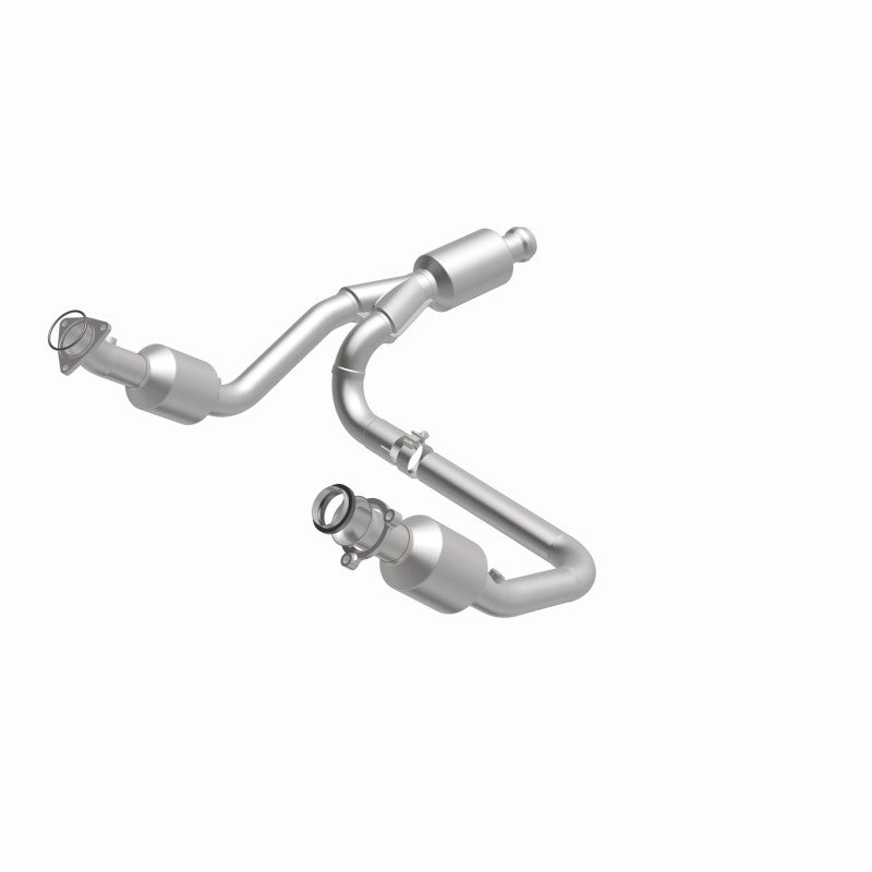 Magnaflow 14-15 Chevrolet Silverado 1500 5.3L Direct-Fit Catalytic Converter - DTX Performance