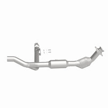 Load image into Gallery viewer, Magnaflow 01-03 Ford F150 XL/XLT V6 4.2L OEM Grade / EPA Compliant Direct-Fit Catalytic Converter - DTX Performance