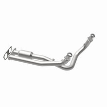 Load image into Gallery viewer, MagnaFlow California Grade Direct-Fit Catalytic Converter 96-00 Chevrolet / GMC K3500 V8 7.4L - DTX Performance