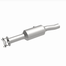 Load image into Gallery viewer, MagnaFlow 16-19 Ford E-450 Super Duty Base V10 6.8L Underbody Direct-Fit Catalytic Converter - DTX Performance