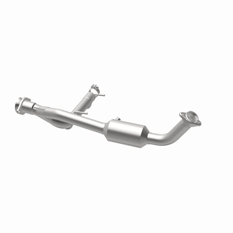 MagnaFlow Conv Direct Fit 05-06 Lincoln Navigator 5.4L w/ 3in Main Piping - DTX Performance