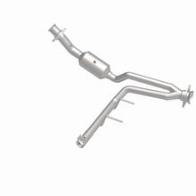 Load image into Gallery viewer, MagnaFlow 18-20 Ford F-150 V6 3.3L Right Underbody Direct-Fit Catalytic Converter - DTX Performance