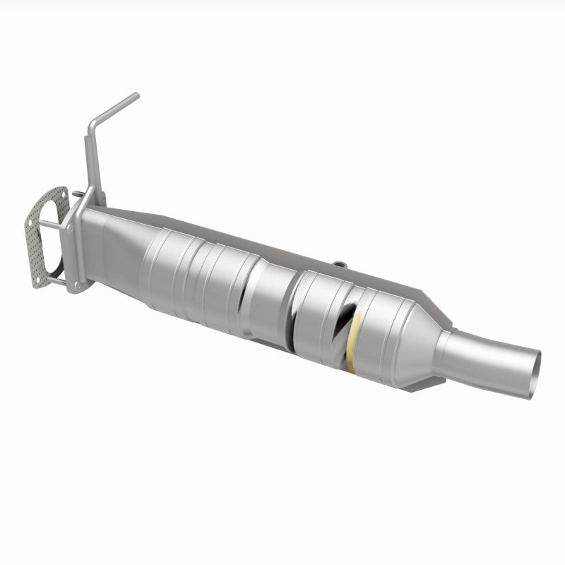 MagnaFlow 09-17 Ford F53 V10 6.8L Underbody Direct Fit Catalytic Converter - DTX Performance