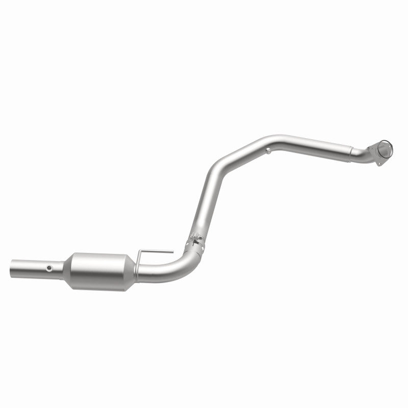 MagnaFlow 2009 Chevrolet Express 4500 V8 6.0L Left Underbody Catalytic Converter - DTX Performance