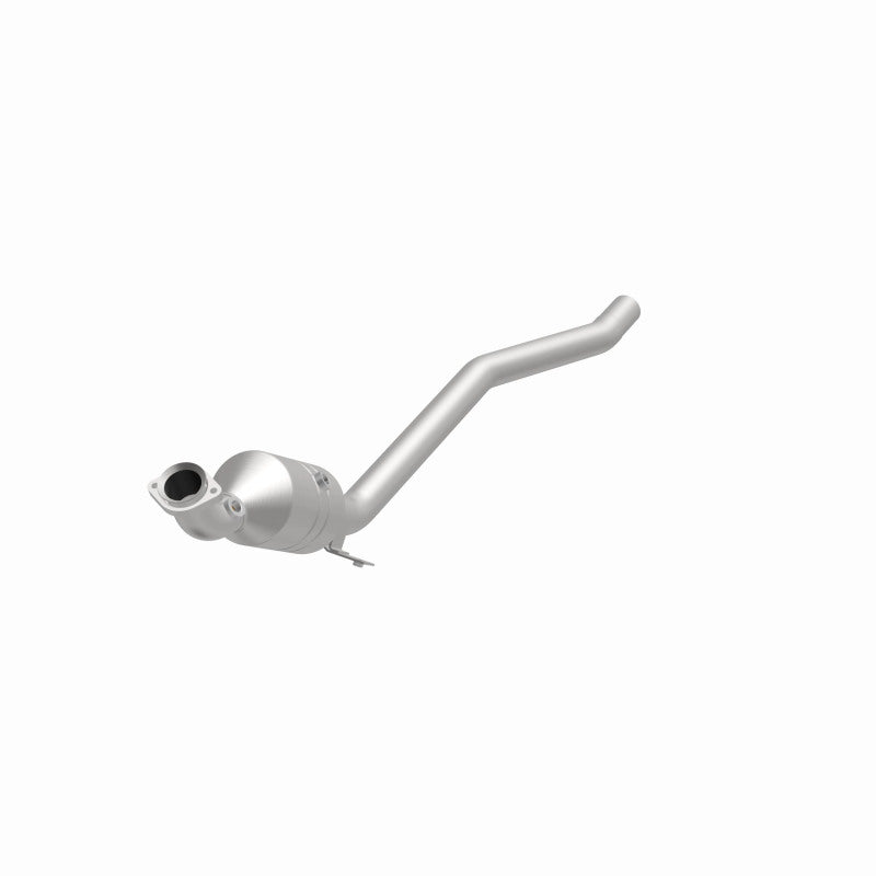 Magnaflow Conv DF 2006-2011 R350 3.5 L Underbody - DTX Performance