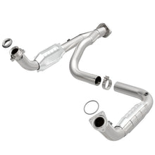 Load image into Gallery viewer, MagnaFlow Conv DF 07-09 Hummer Truck H2 Y-Pipe Assy - DTX Performance