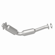 Load image into Gallery viewer, MagnaFlow 04-11 Lincoln Town Car V8 4.6L GAS California Catalytic Converter Direct Fit - DTX Performance