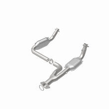 Load image into Gallery viewer, MagnaFlow Conv DF 07-09 Chevrolet/GMC Silverado/Sierra 2500 HD 6.0L Y-Pipe Assembly excludes Classic - DTX Performance