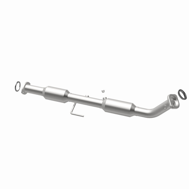 MagnaFlow 13-15 Toyota Tacoma California Grade CARB Compliant Direct-Fit Catalytic Converter - DTX Performance