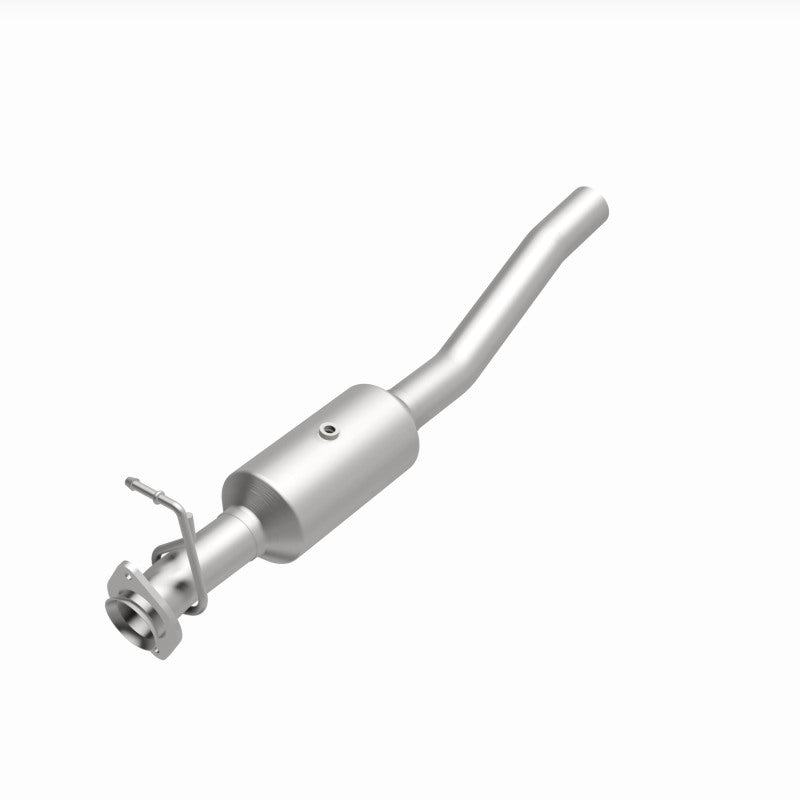 MagnaFlow 16-19 Ford F-53 V10 6.8L Underbody Direct-Fit Catalytic Converter - DTX Performance