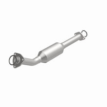 Load image into Gallery viewer, MagnaFlow Conv Direct Fit OEM 2003-2004 Toyota Tundra Underbody - 28.75in Length - DTX Performance