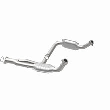 Load image into Gallery viewer, MagnaFlow Conv DF 07-09 Chevrolet/GMC Silverado/Sierra 2500 HD 6.0L Y-Pipe Assembly excludes Classic - DTX Performance