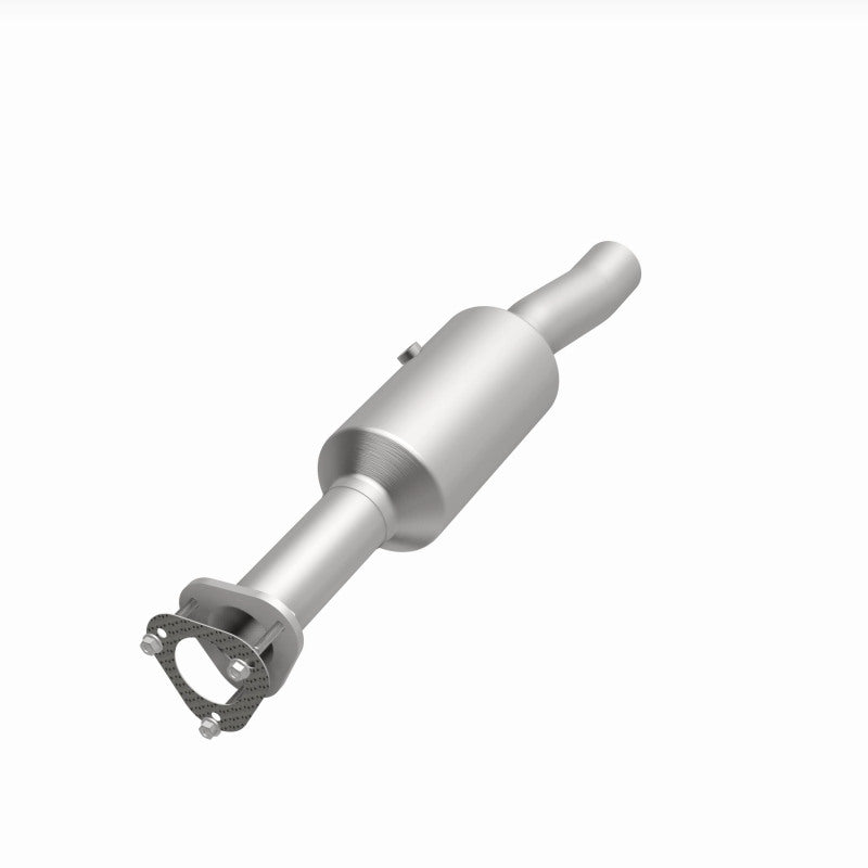 MagnaFlow 16-19 Ford E-450 Super Duty Base V10 6.8L Underbody Direct-Fit Catalytic Converter - DTX Performance