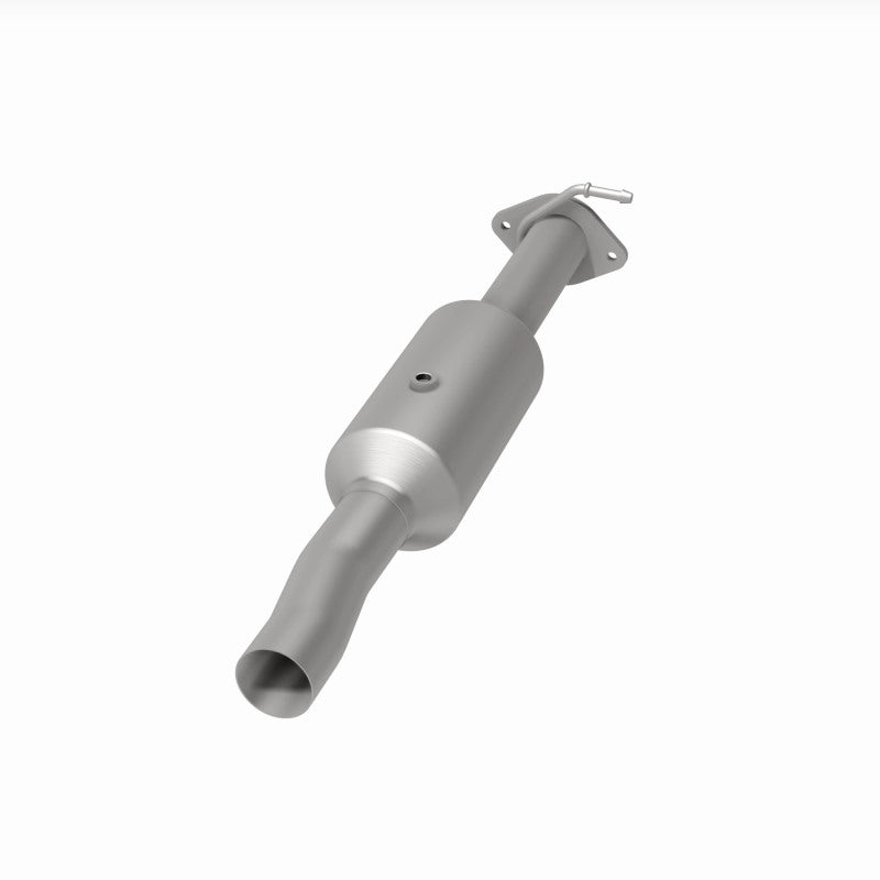 MagnaFlow 09-10 Ford F-550 Super Duty V10 6.8L Rear Underbody Direct Fit Catalytic Converter - DTX Performance