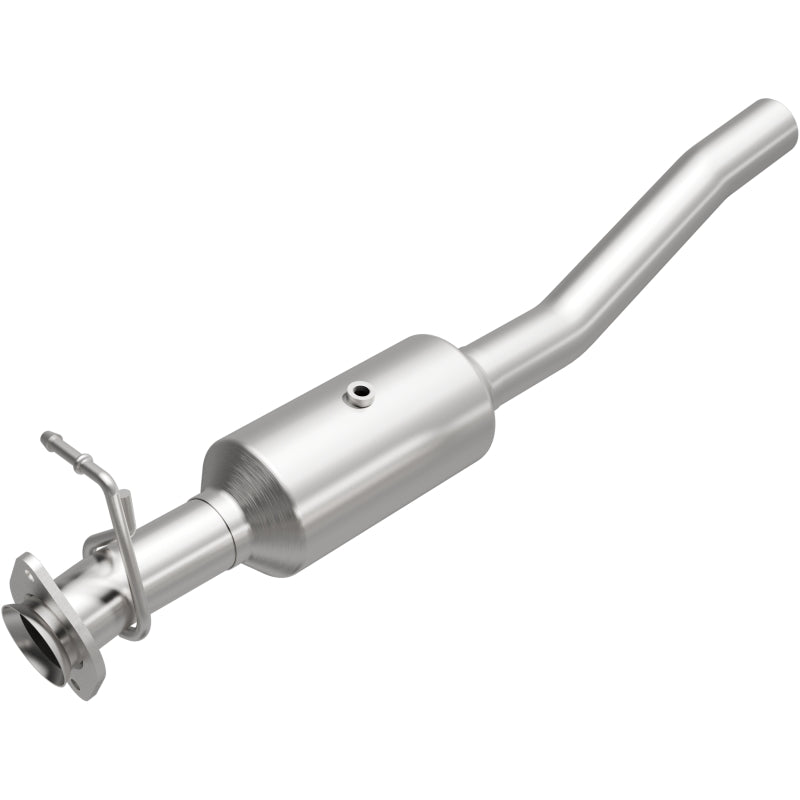 MagnaFlow 16-19 Ford F-53 V10 6.8L Underbody Direct-Fit Catalytic Converter - DTX Performance