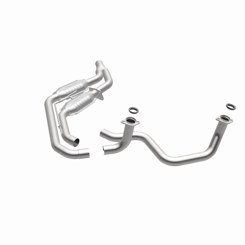 MagnaFlow Conv DF GM 89 92 (2.5in Tubing) - DTX Performance