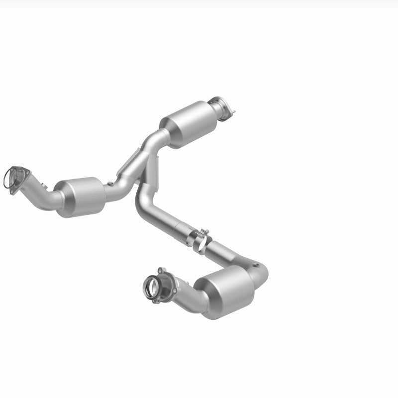 MagnaFlow 2021 Chevrolet Express 2500 4.3L Underbody Direct-Fit Catalytic Converter - DTX Performance